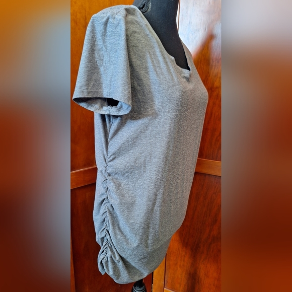 TIME and TRU maternity t-shirt. Size S (4-6) - Picture 2 of 5